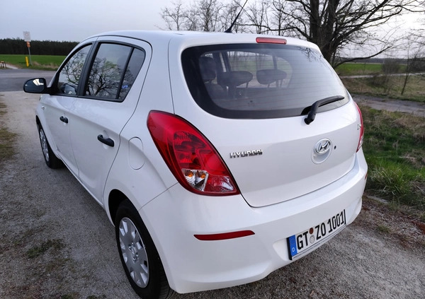 Hyundai i20 cena 16800 przebieg: 118000, rok produkcji 2014 z Legnica małe 704